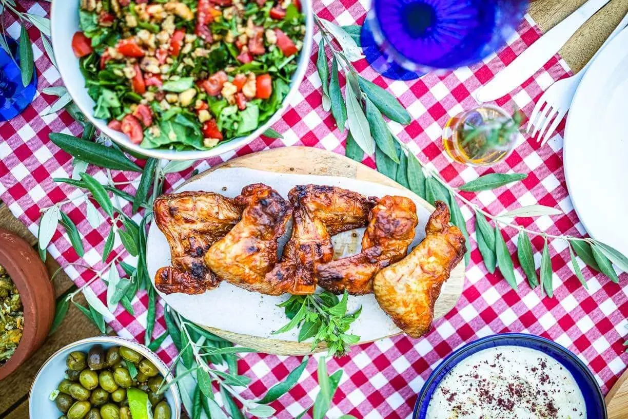 أجنحة دجاج مشوية